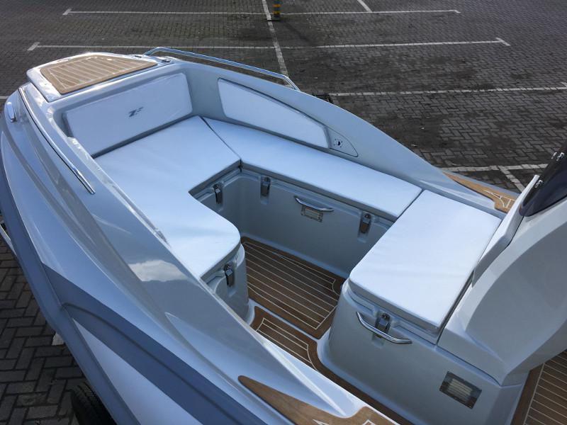 Book yachts online - motorboat - Zar 59 SL - Snow - rent