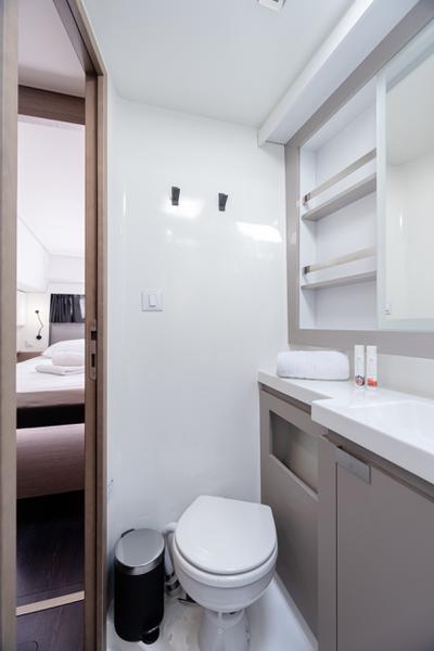 Book yachts online - catamaran - Elba 45 - Vienna Pearl | A/C, Gen, Water-maker - rent