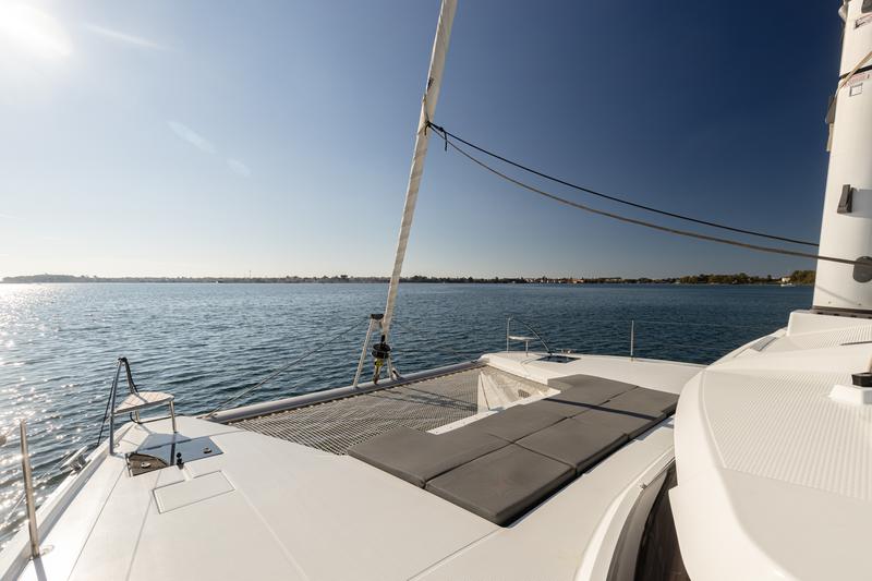 Book yachts online - catamaran - Elba 45 - Vienna Pearl | A/C, Gen, Water-maker - rent