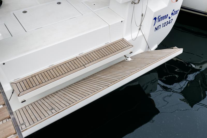 Book yachts online - sailboat - Oceanis 51.1 - Viennastar | A/C, Gen, 12 pax - rent