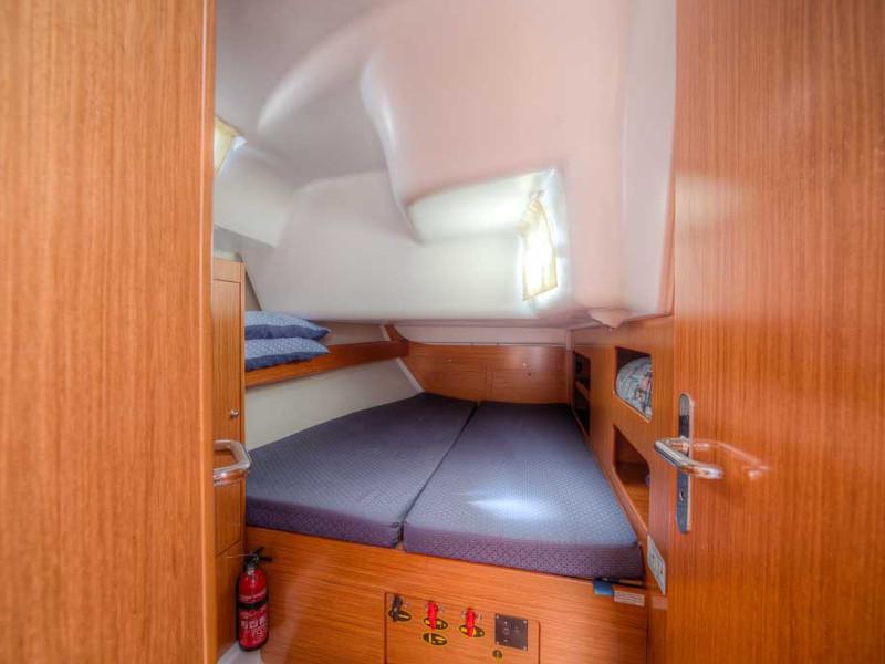 Book yachts online - sailboat - Cyclades 50.5 - Emma &amp; Jack - rent