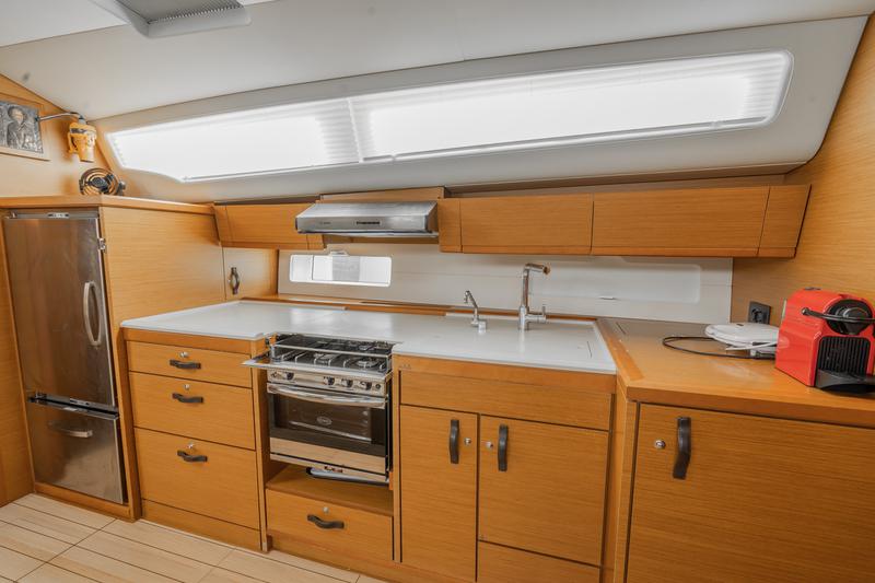 Book yachts online - sailboat - Jeanneau 54 - ath5404 - rent