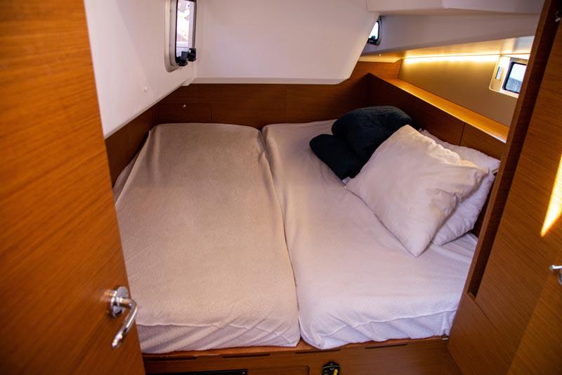 Book yachts online - sailboat - Sun Odyssey 490 (8) - ath49006 - rent