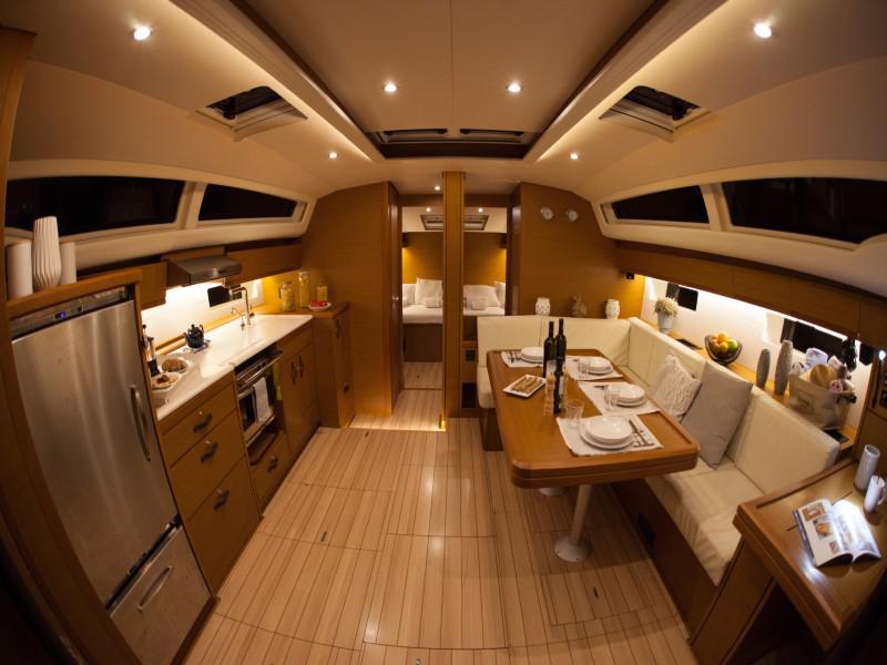 Book yachts online - sailboat - Jeanneau 54 - PELAGIC SAIL - rent