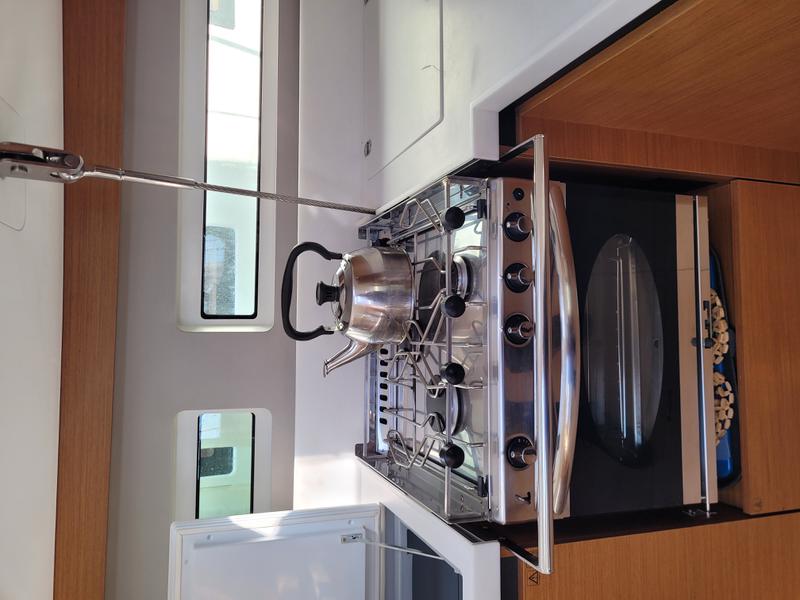 Book yachts online - sailboat - Sun Odyssey 490 (10) - ADEMARE - rent