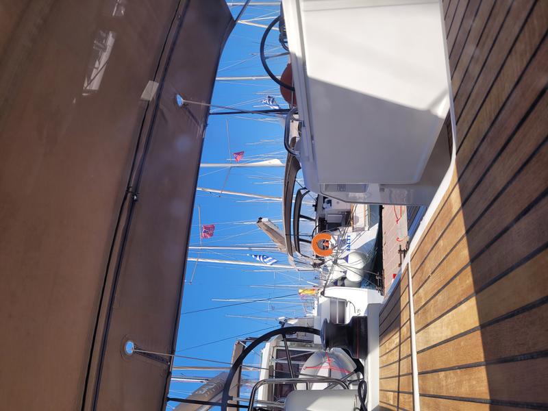Book yachts online - sailboat - Sun Odyssey 490 (10) - ADEMARE - rent
