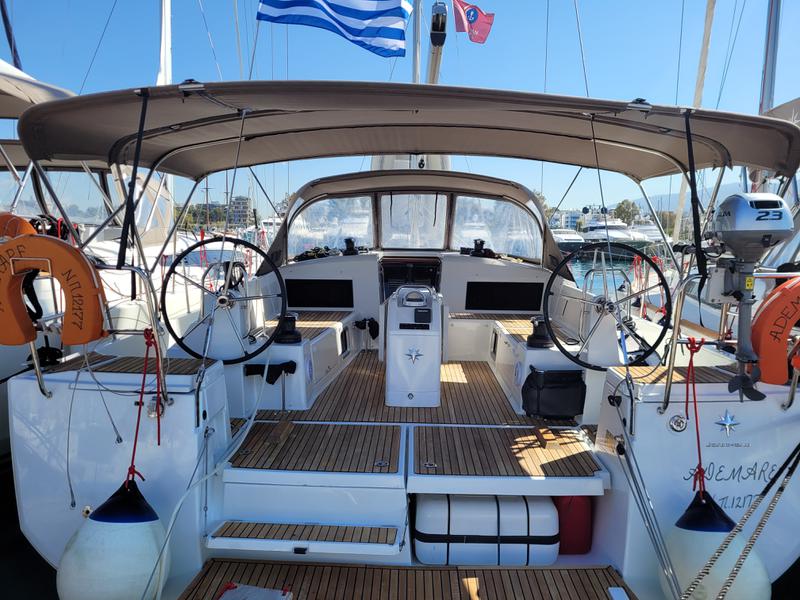 Book yachts online - sailboat - Sun Odyssey 490 (10) - ADEMARE - rent