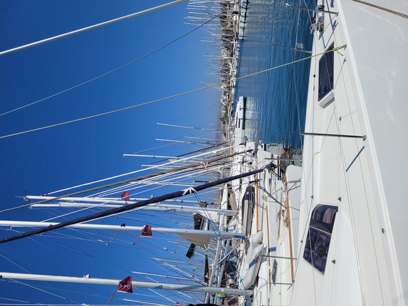 Book yachts online - sailboat - Sun Odyssey 490 (10) - ADEMARE - rent