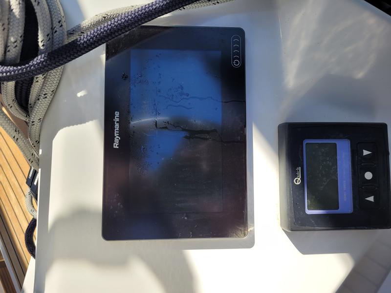 Book yachts online - sailboat - Sun Odyssey 490 (10) - ADEMARE - rent