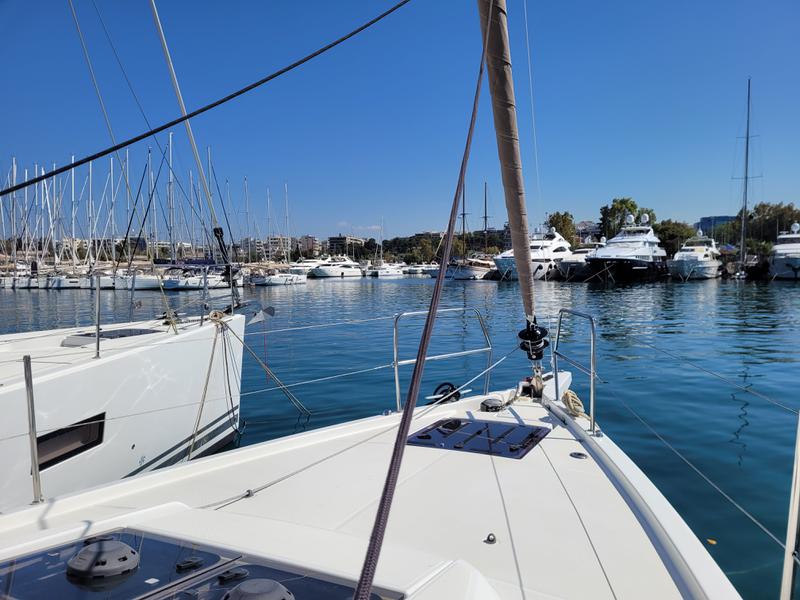 Book yachts online - sailboat - Sun Odyssey 490 (10) - ADEMARE - rent