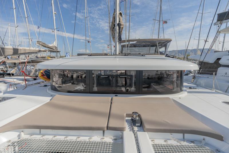 Book yachts online - catamaran - Lagoon 42 (4 dbl / 1 single ) - DAY ONE - rent