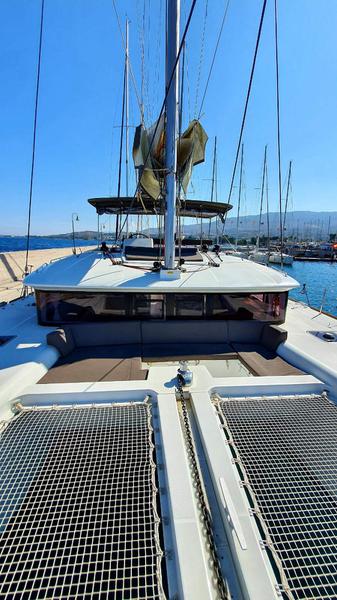 Book yachts online - catamaran - Lagoon 450F - ISMA - rent