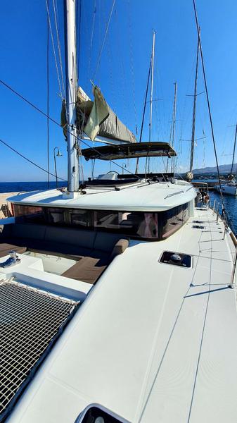 Book yachts online - catamaran - Lagoon 450F - ISMA - rent