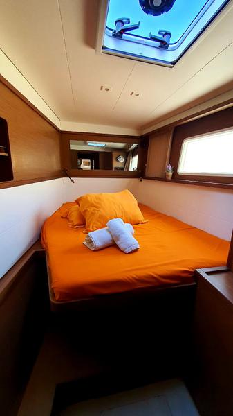 Book yachts online - catamaran - Lagoon 450F - ISMA - rent