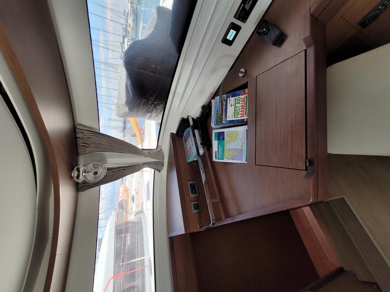 Book yachts online - catamaran - Lagoon 46 - PERGISOS - rent