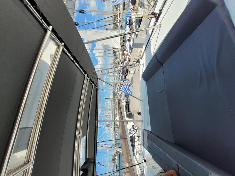 Book yachts online - catamaran - Lagoon 46 - PERGISOS - rent