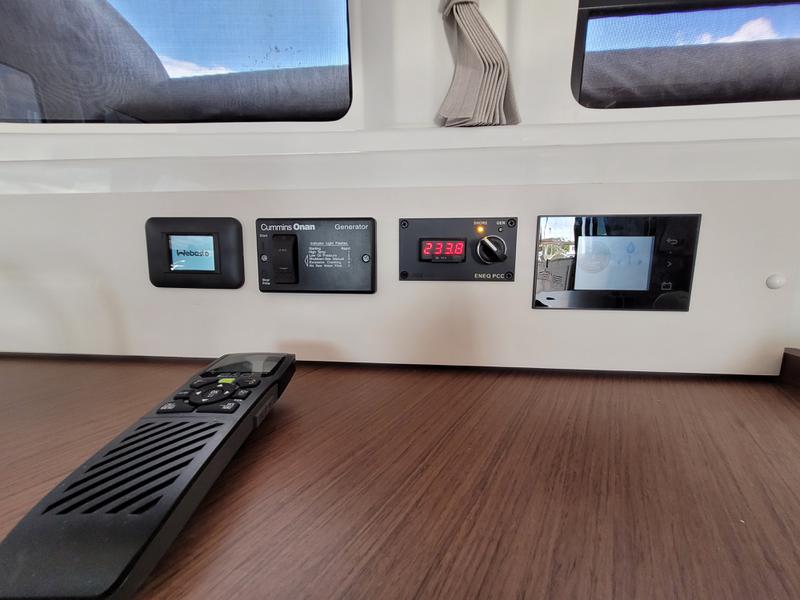 Book yachts online - catamaran - Lagoon 46 - PERGISOS - rent