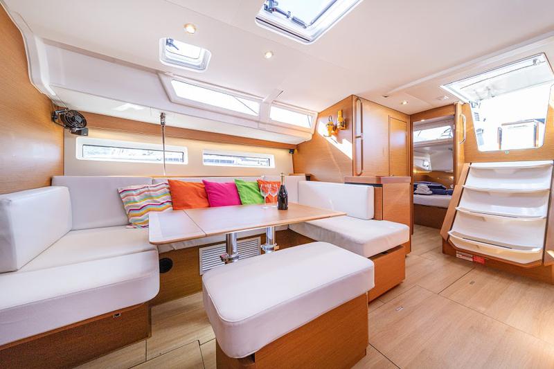 Book yachts online - sailboat - Sun Odyssey 490 - BALDUR (NEW MODEL, BLUE HULL, AC+GEN.) - rent