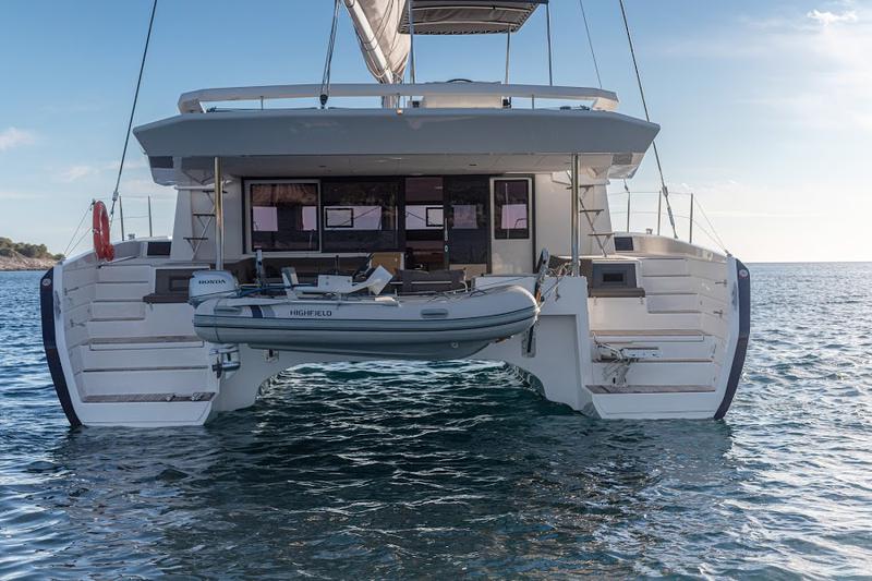 Book yachts online - catamaran - Dufour 48 Catamaran - NOX - BLUE HULL, AC+GEN., UNDERWATER LIGHTS - rent