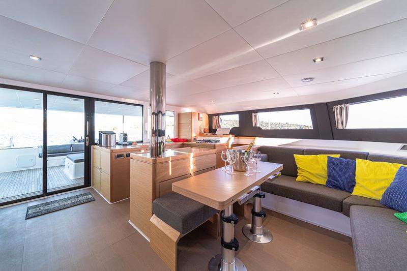 Book yachts online - catamaran - Dufour 48 Catamaran - NOX - BLUE HULL, AC+GEN., UNDERWATER LIGHTS - rent