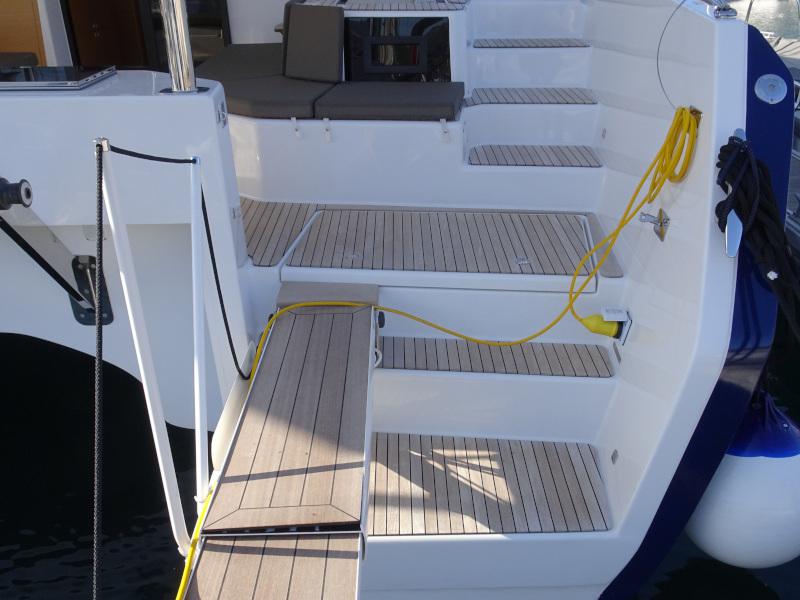 Book yachts online - catamaran - Dufour 48 Catamaran - YAM - BLUE HULL, AC+GEN., UNDERWATER LIGHTS - rent