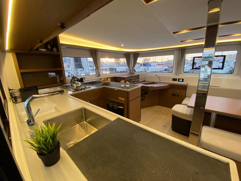 Book yachts online - catamaran - Lagoon 46 - Alter Ego (A/C-Generator) (Pax 12) Brand New 2021 - rent