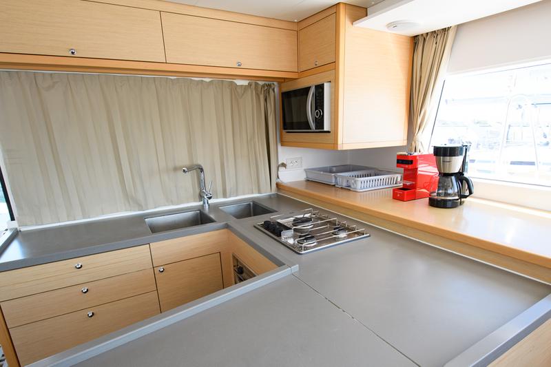 Book yachts online - catamaran - Lagoon 450  Flybridge - Athina (A/C - Generator) (Pax 12) (Rebuilt 2020) - rent