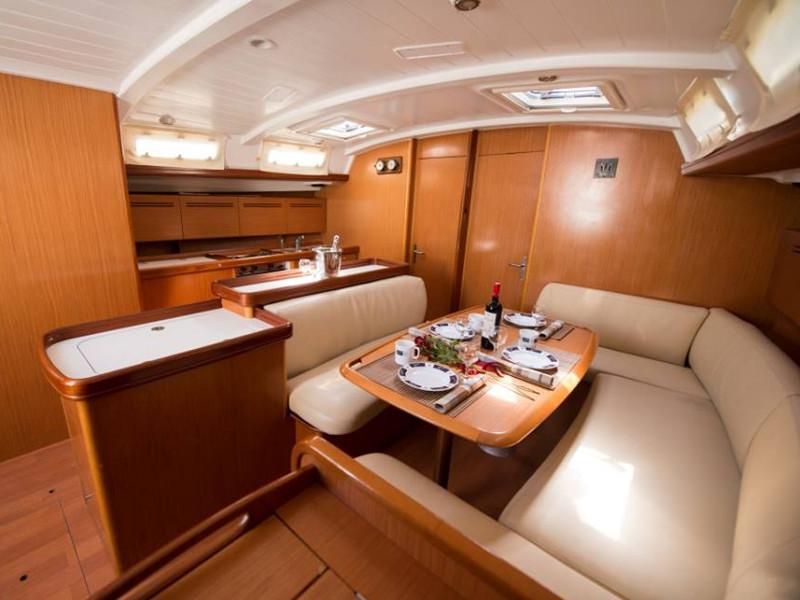 Book yachts online - sailboat - Beneteau Cyclades 50.5 - Christina (Refit 2021) (Pax 12)  - rent