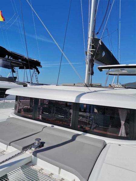 Book yachts online - catamaran - Lagoon 42 - Katerina (A/C - Generator) - rent