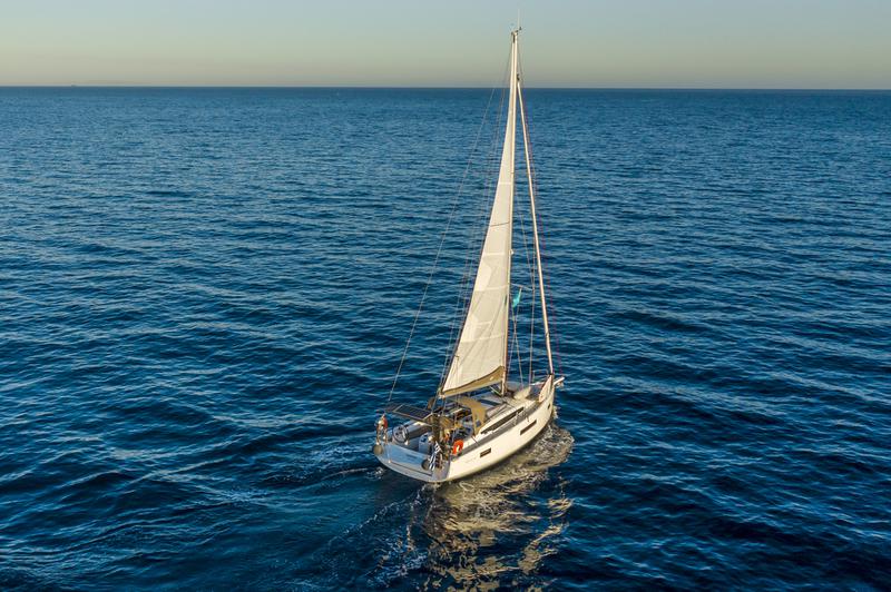 Book yachts online - sailboat - Sun Odyssey 410 - Garfish - rent