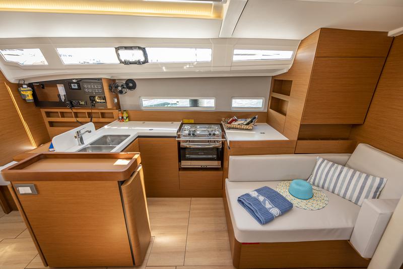 Book yachts online - sailboat - Sun Odyssey 410 - Garfish - rent