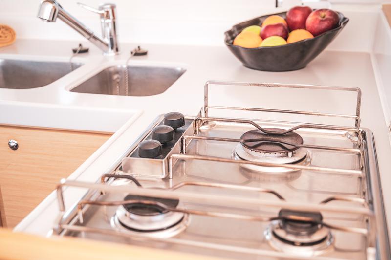 Book yachts online - catamaran - Lagoon 421 - Enjoy - rent