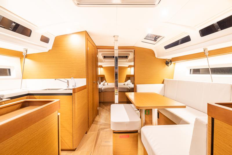 Book yachts online - sailboat - Sun Odyssey 440 - Soulmates - rent