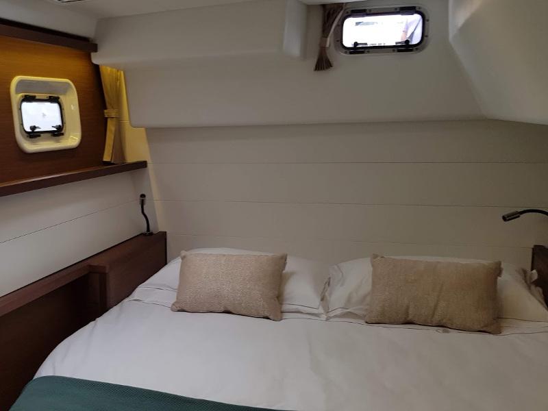 Book yachts online - catamaran - Lagoon 450 - Wentura - rent