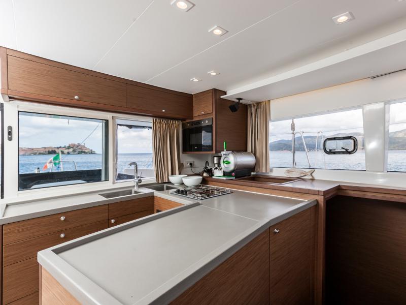 Book yachts online - catamaran - Lagoon 450 - Wentura - rent