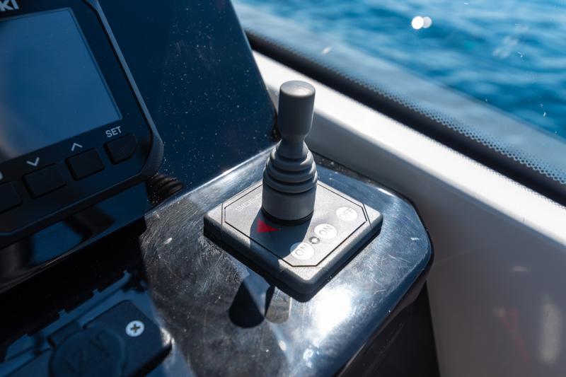 Book yachts online - motorboat - Merry Fisher 795 - Klapa - rent