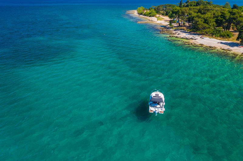 Book yachts online - motorboat - Merry Fisher 795 - Klapa - rent