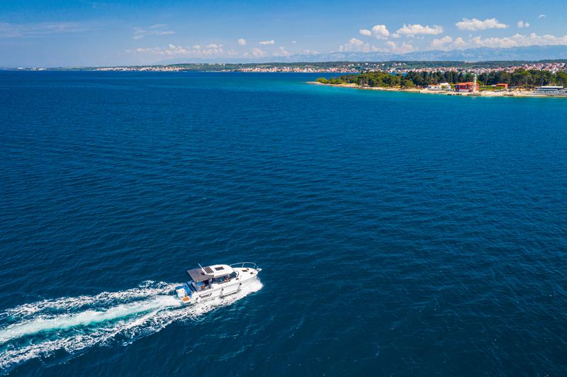 Book yachts online - motorboat - Merry Fisher 795 - Klapa - rent