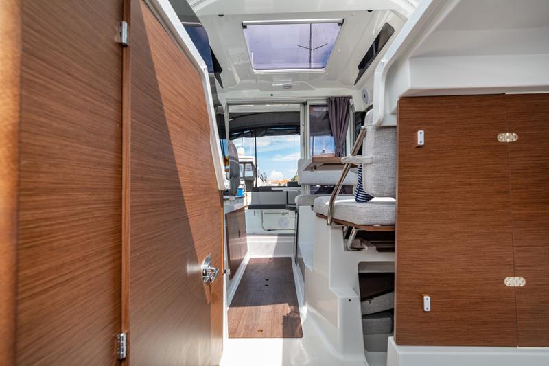 Book yachts online - motorboat - Merry Fisher 795 - Klapa - rent