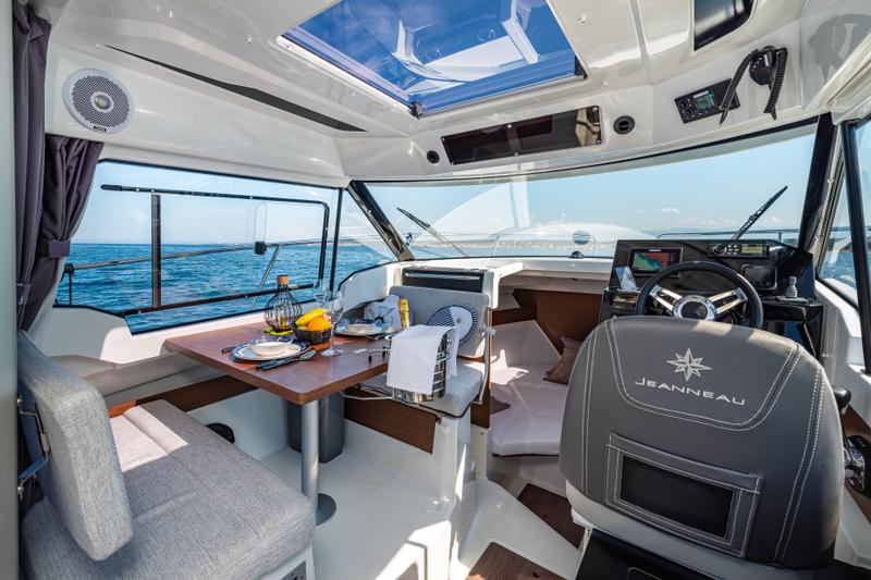 Book yachts online - motorboat - Merry Fisher 795 - Klapa - rent