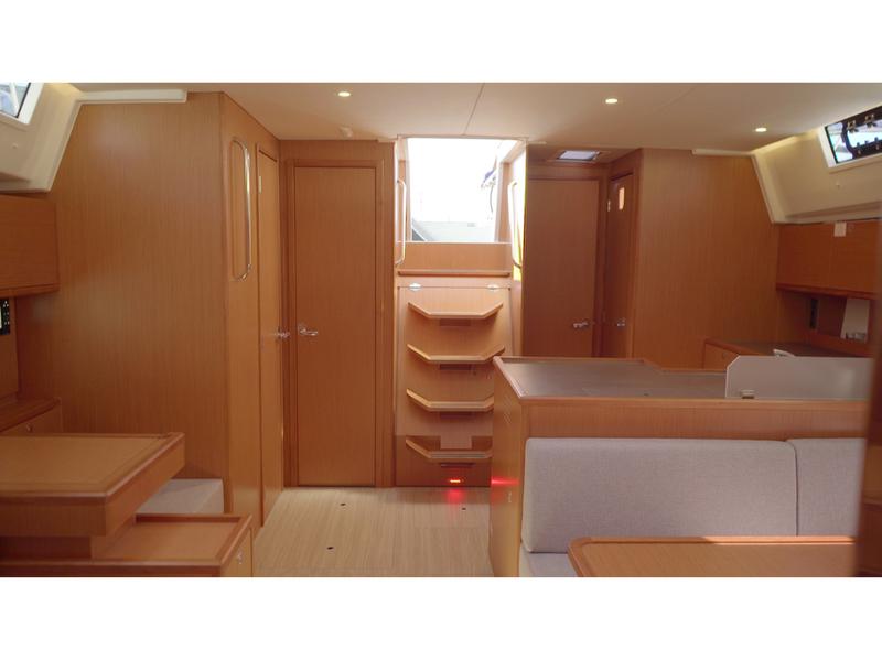 Book yachts online - sailboat - Bavaria C50 - Calipso - rent