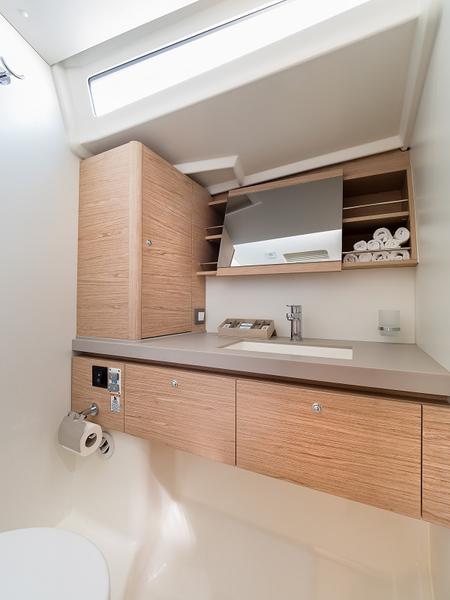 Book yachts online - sailboat - Oceanis 51.1 - MAMAMIA (WITH AC&amp;GENERATOR OWNER VERSION) - rent