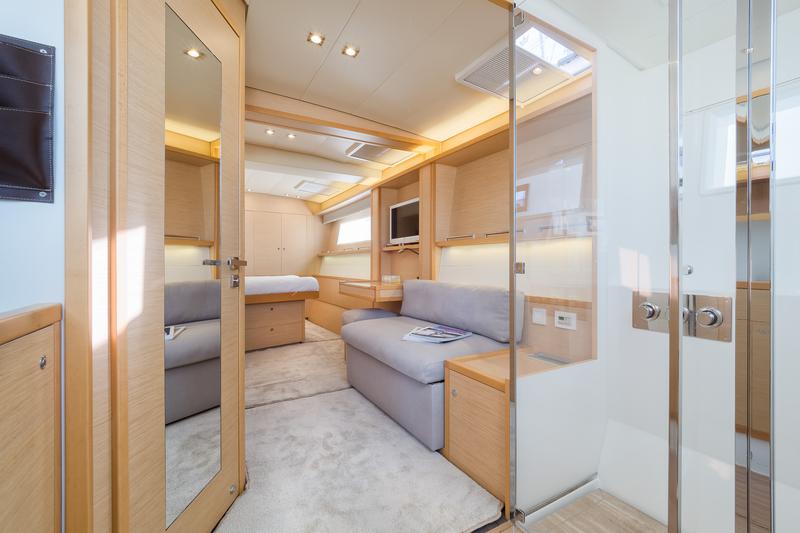 Book yachts online - catamaran - Lagoon 620 - TWIN - rent