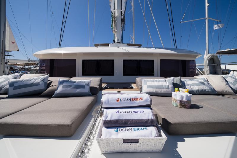 Book yachts online - catamaran - Lagoon 620 - TWIN - rent