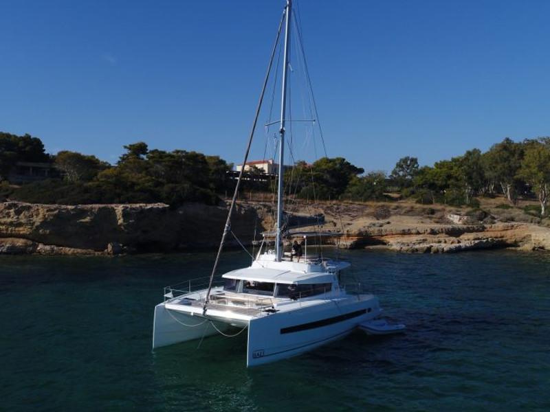 Book yachts online - catamaran - Bali 4.3 - Alina - rent