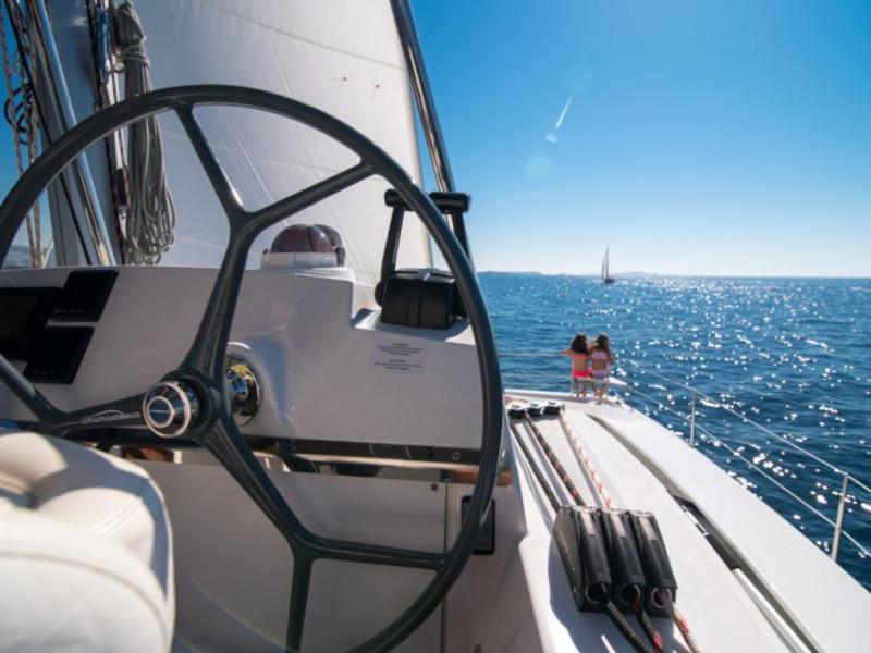 Book yachts online - catamaran - Bali 4.3 - Alina - rent