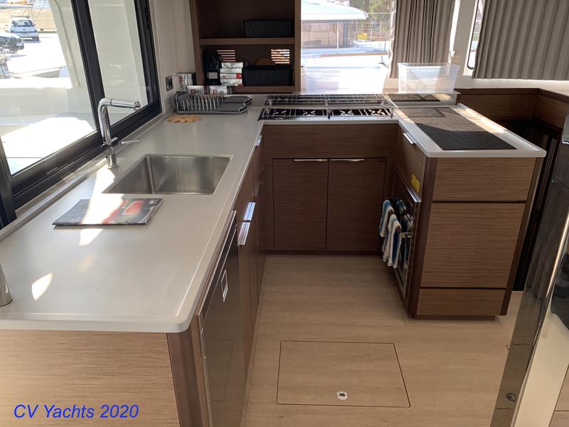 Book yachts online - catamaran - Lagoon 46 - Diamond Seas  - rent