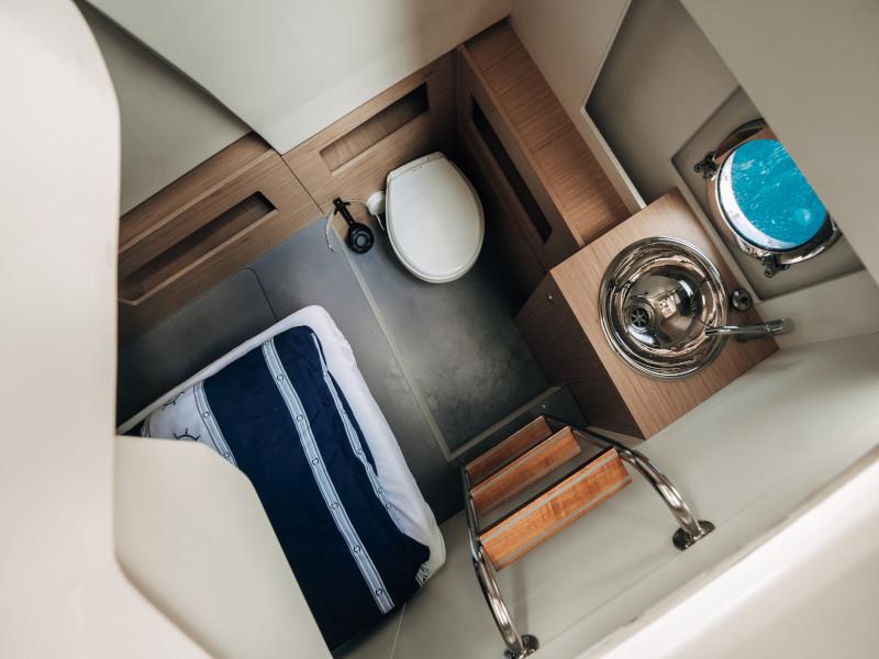 Book yachts online - motorboat - Monte Carlo 5 - Blizzard - rent