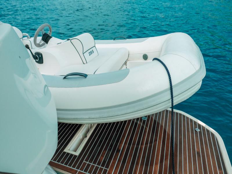 Book yachts online - motorboat - Monte Carlo 5 - Blizzard - rent