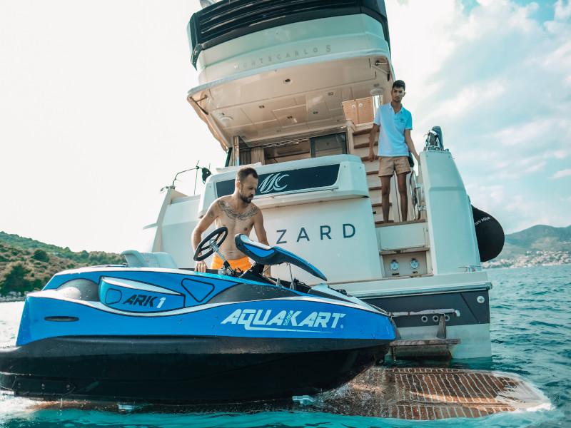 Book yachts online - motorboat - Monte Carlo 5 - Blizzard - rent